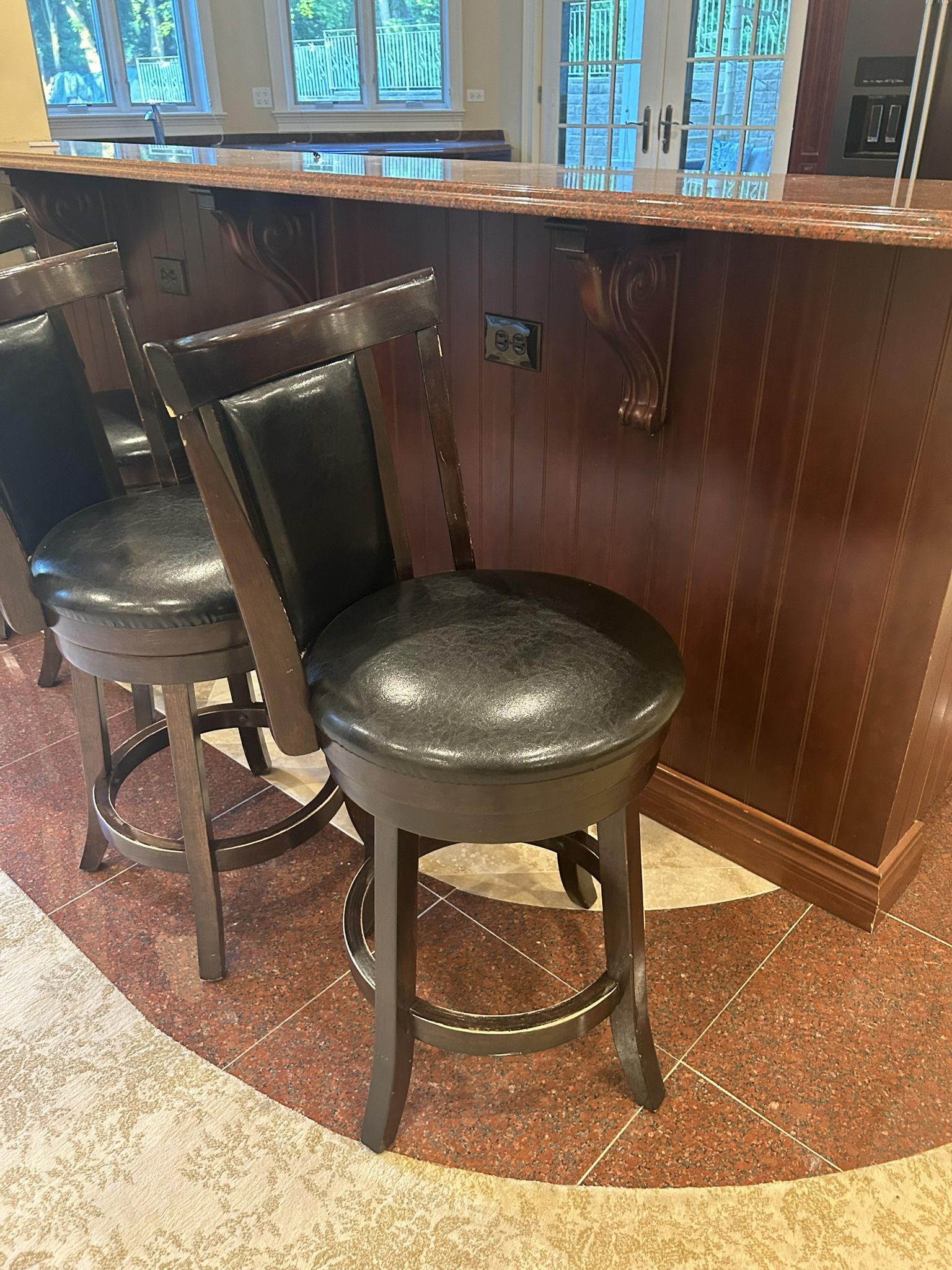 Set of 4 wooden bar stools