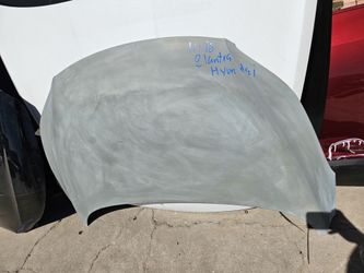 Hyundai Elantra hood