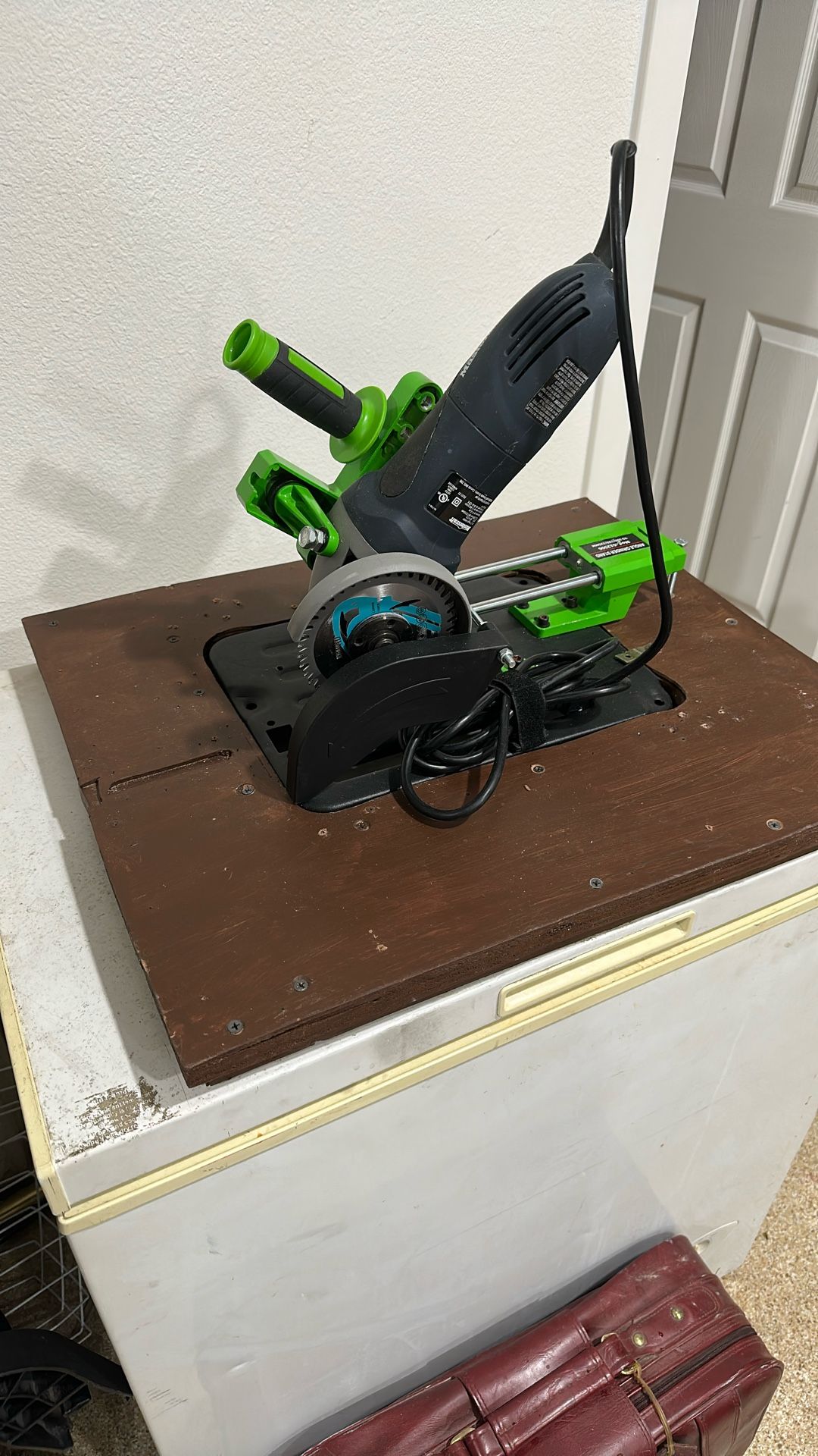 Mini Saw - Make Me An Offer