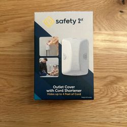 Safety 1st Outlet Cover with Cord Shortener