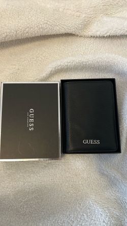 Guess - Passport Cover