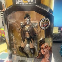 AEW ALL ELITE WRESTLING UNRIVALED COLLECTION SERIES 9  #77 Thunder Rosa