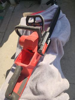 Milwaukee M18 FUEL 16" Chainsaw
