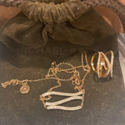 Micheal Kors Necklace And Ring Set 