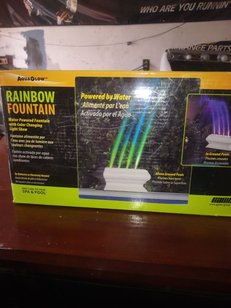 Rainbow fountain for pool