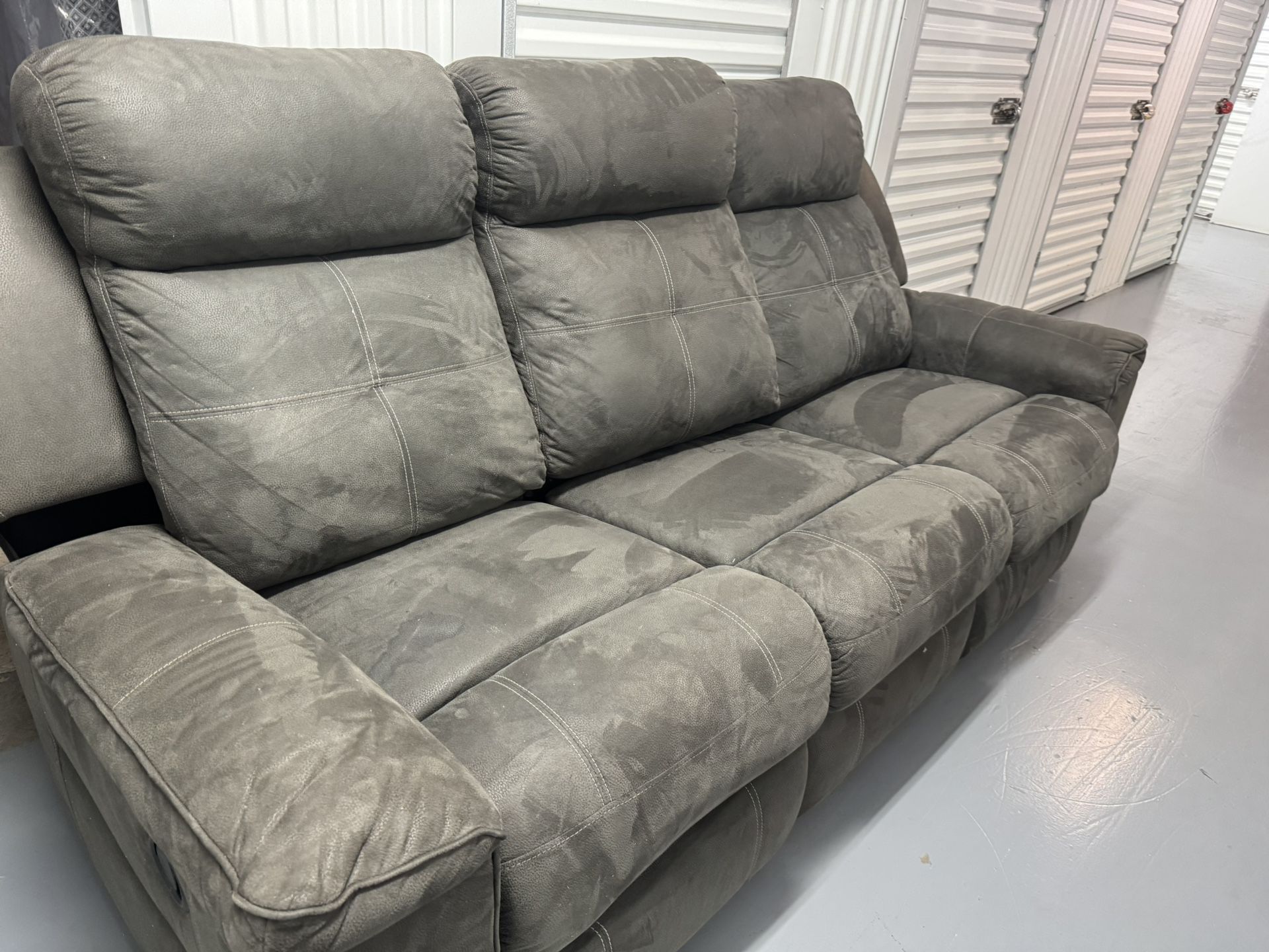 Recliner couch & Tv Stand