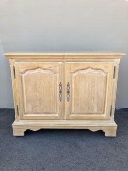 Vintage Drexel Bar Cart / Cabinet Hutch