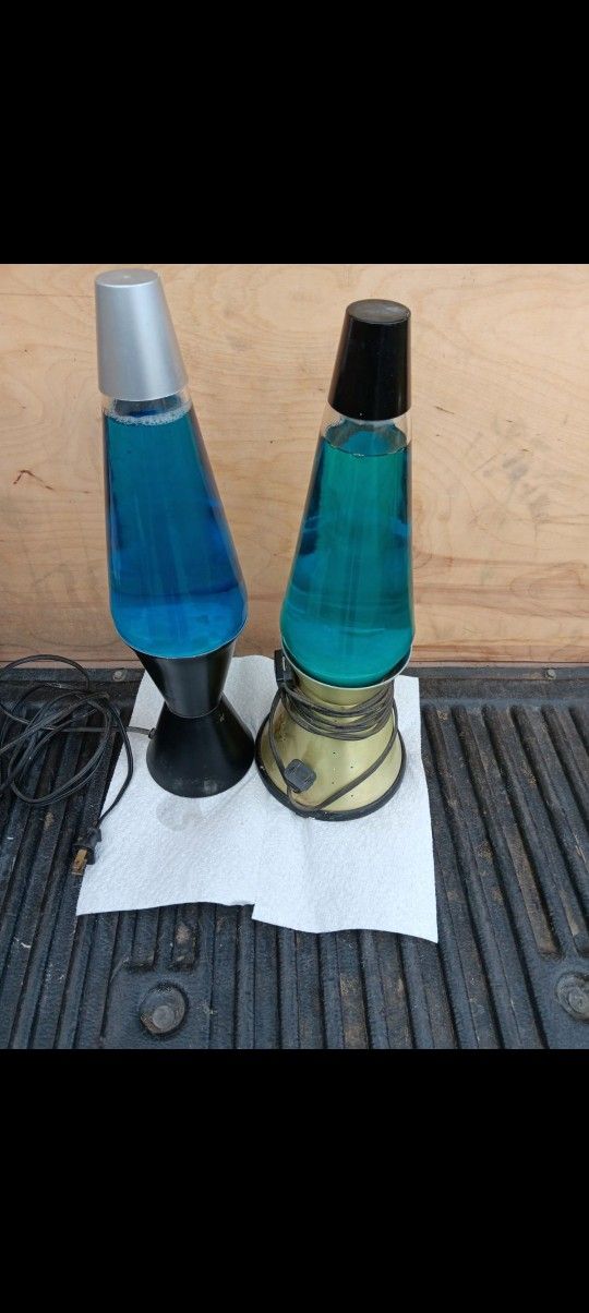 Vintage Lave Lamps. Both Work.. 60 For The Pair.. Obo
