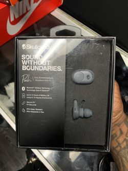 Skull candy ear buds