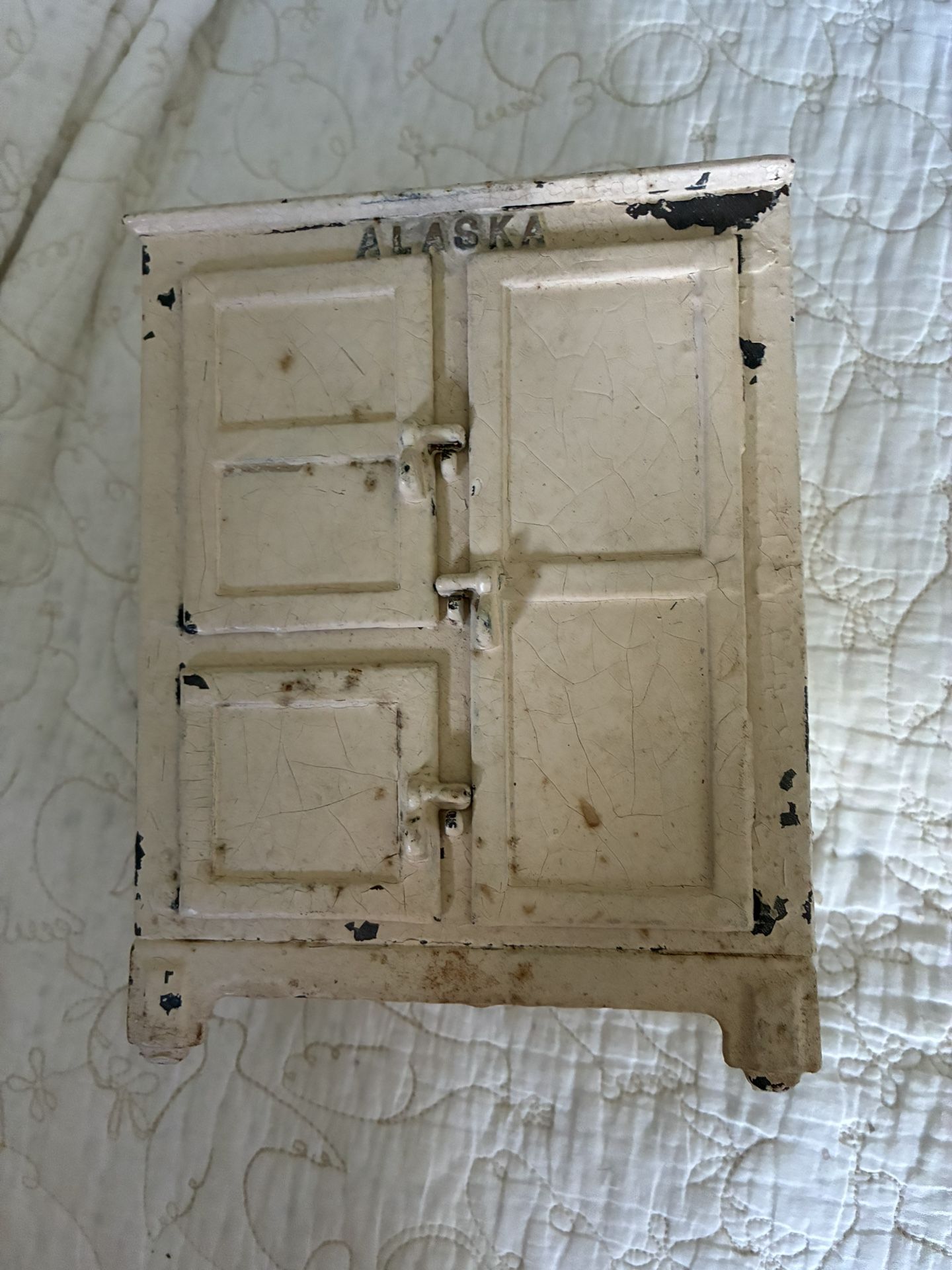 Hurley Alaska Ice Box Cast Iron 1920