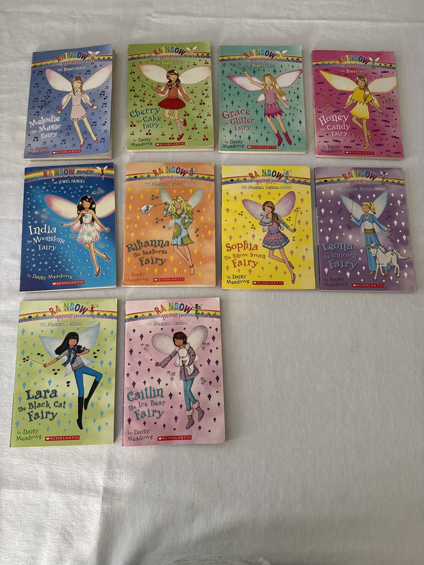 10 Rainbow Magic Fairies Books by Daisy Meadows