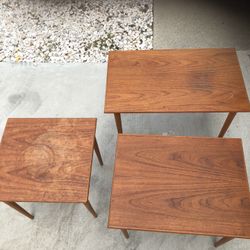 Three Tier Table
