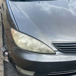 Vendo Toyo Camry 2005 El Precio 1900 Es Negociable Solo Que Hay Que Cambiarle La Bomba De Agua  Pero Yo La Tengo Solo Q Tiene Que Arreglando 