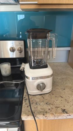 Kitchen aid blender