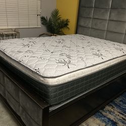 King size pillow top bamboo brand mattress new