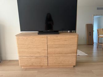 6 drawer, natural wood dresser