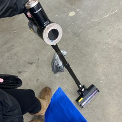 Cordless Vacuum