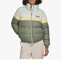 Starter Women’s Jacket Size Large