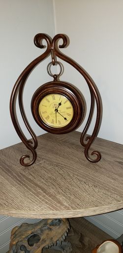 Classy clock Must pick up today
