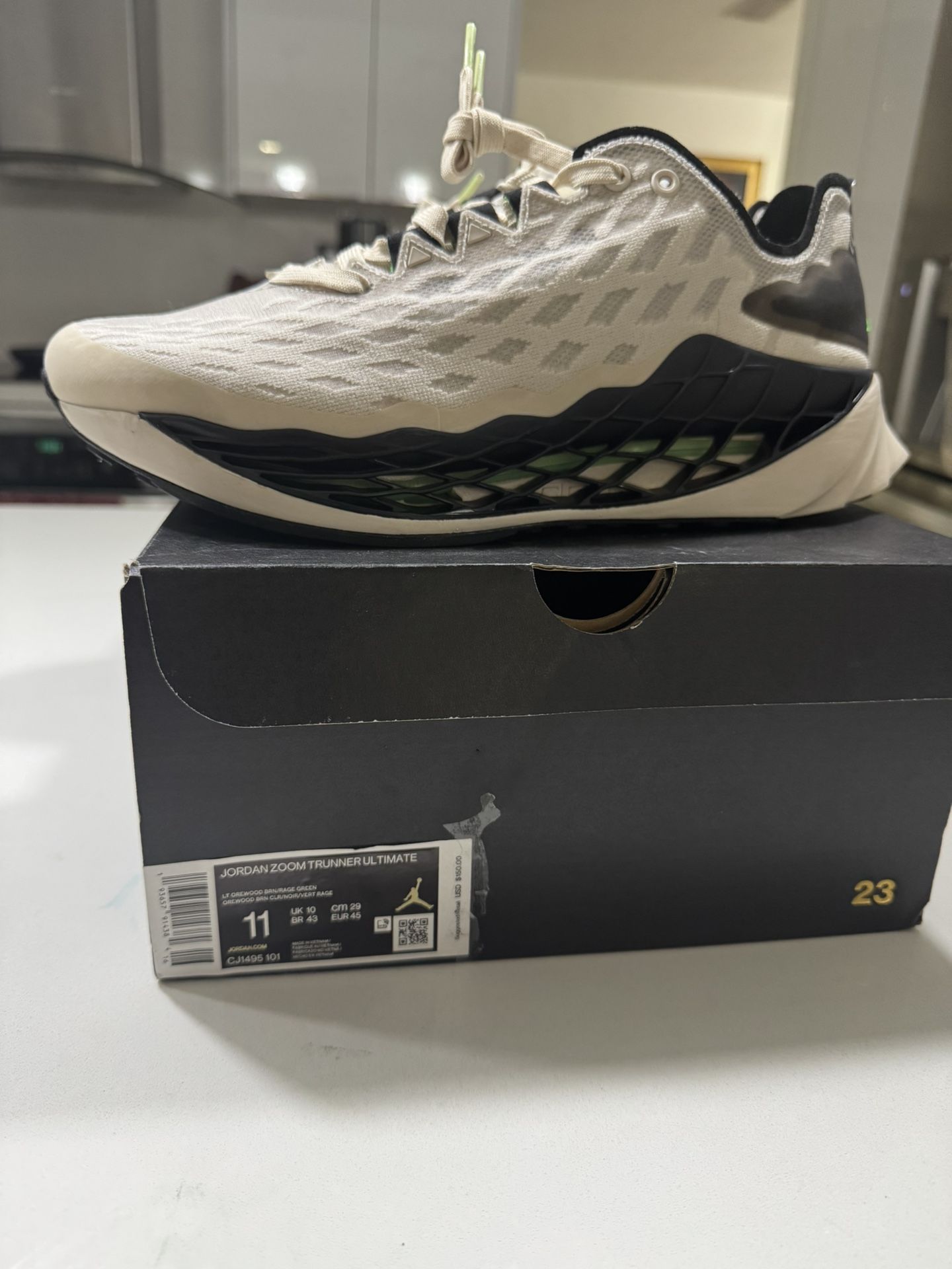 Jordan Zoom Trunner Ultimate! $79