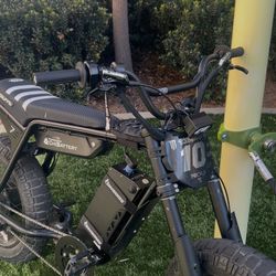 Super 73 ZX Adventure With Chi Battery