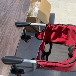 Child Eating Seat