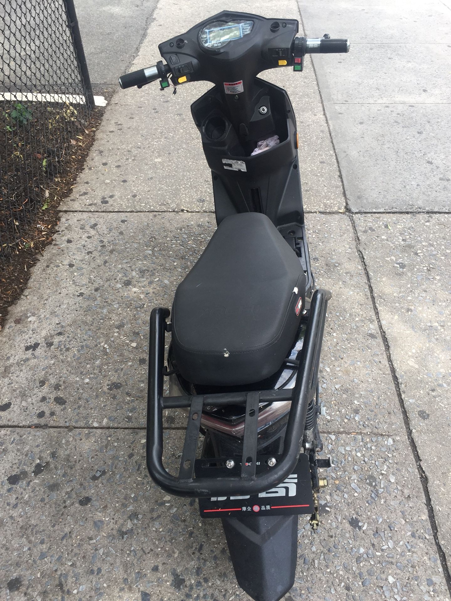 Electric Scooter 48v Yochi