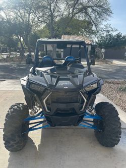 2022 RZR XP 1000 Premium Black Pearl - only 404 miles! Garage Kept!