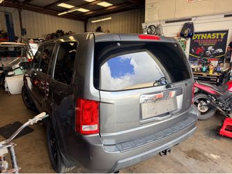 2014 Honda Pilot For Parts
