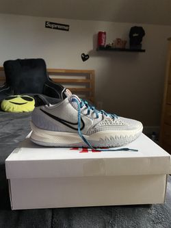 Kyrie 4 Low “Grey Fog Sapphire” Men's 10 for Sale in Eastamptn