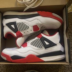 Retro 4 Size 3y