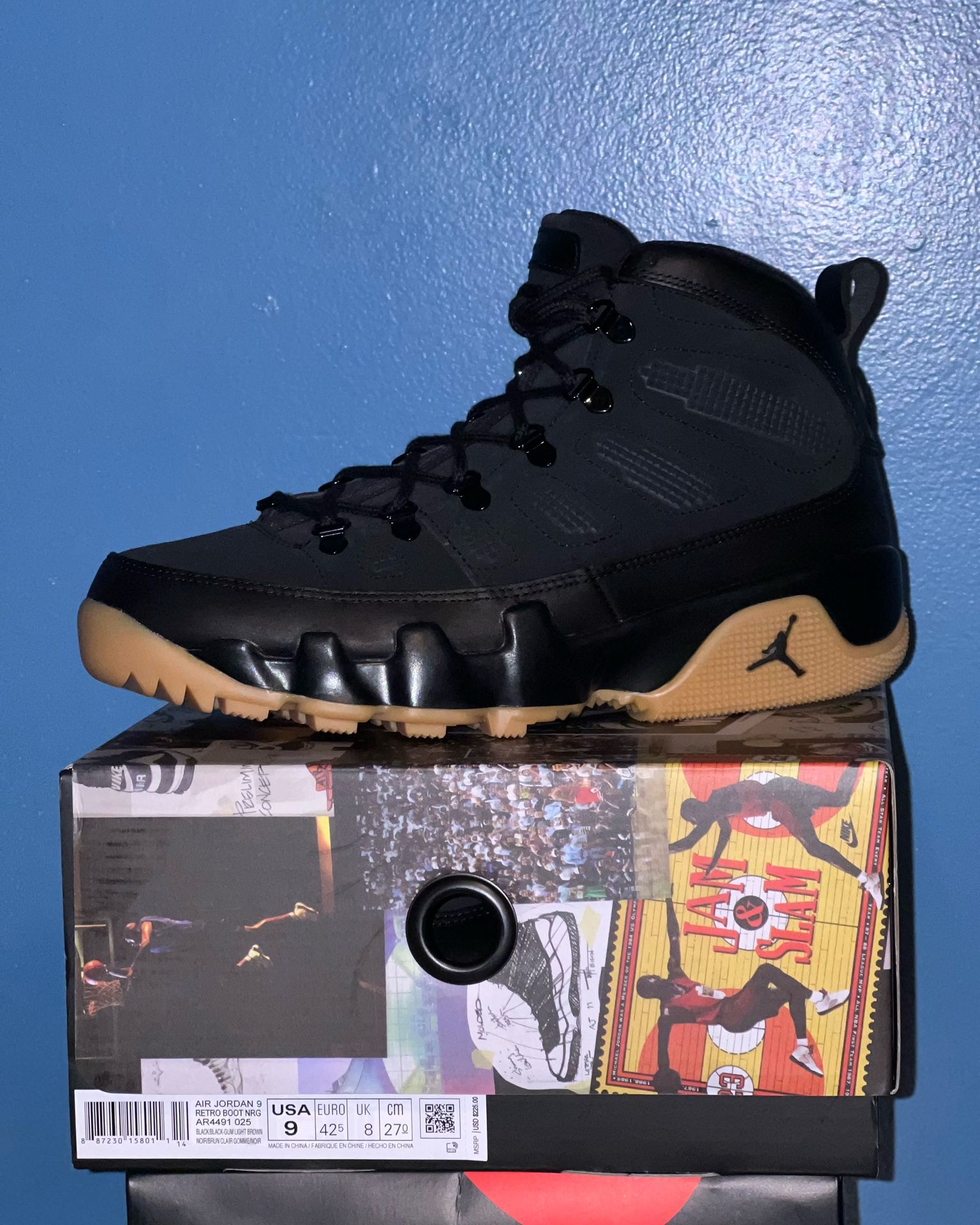 Jordan 9 Retro Boot ‘Black Gum’ size 9