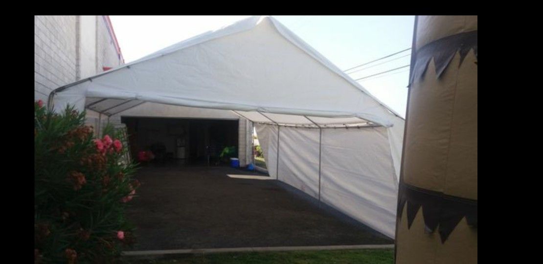 10x20 Fully Enclosed Canopy