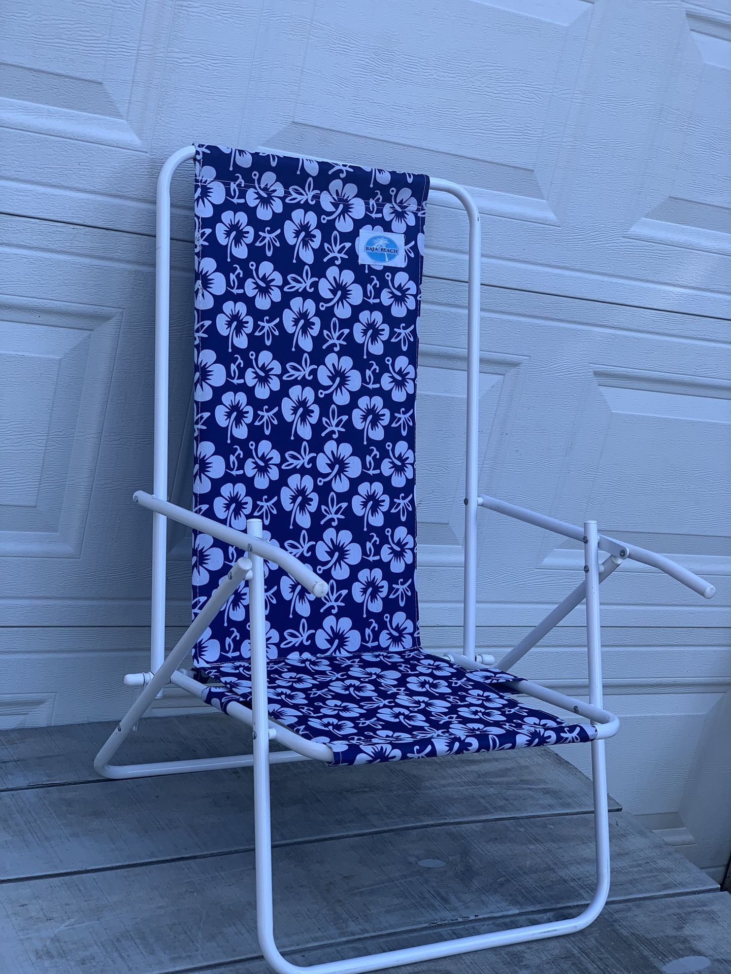 Baja Beach Folding Chair Blue & White Floral Aluminum Frame Lightweight Portable