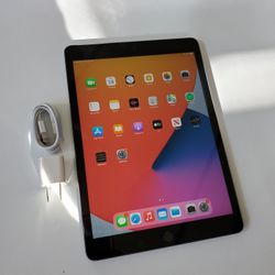 Apple iPad 7 - Wifi - Like New 