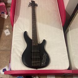 Bass Guitar 