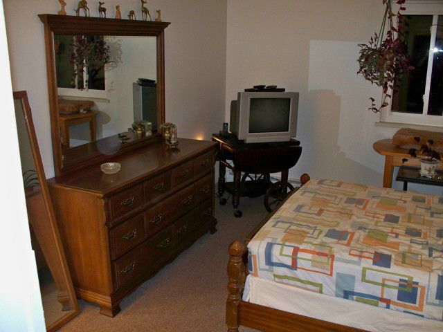 Sauder Furniture Bedroom Set