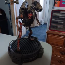 Doom 2016 collectors statue revenant working/tested