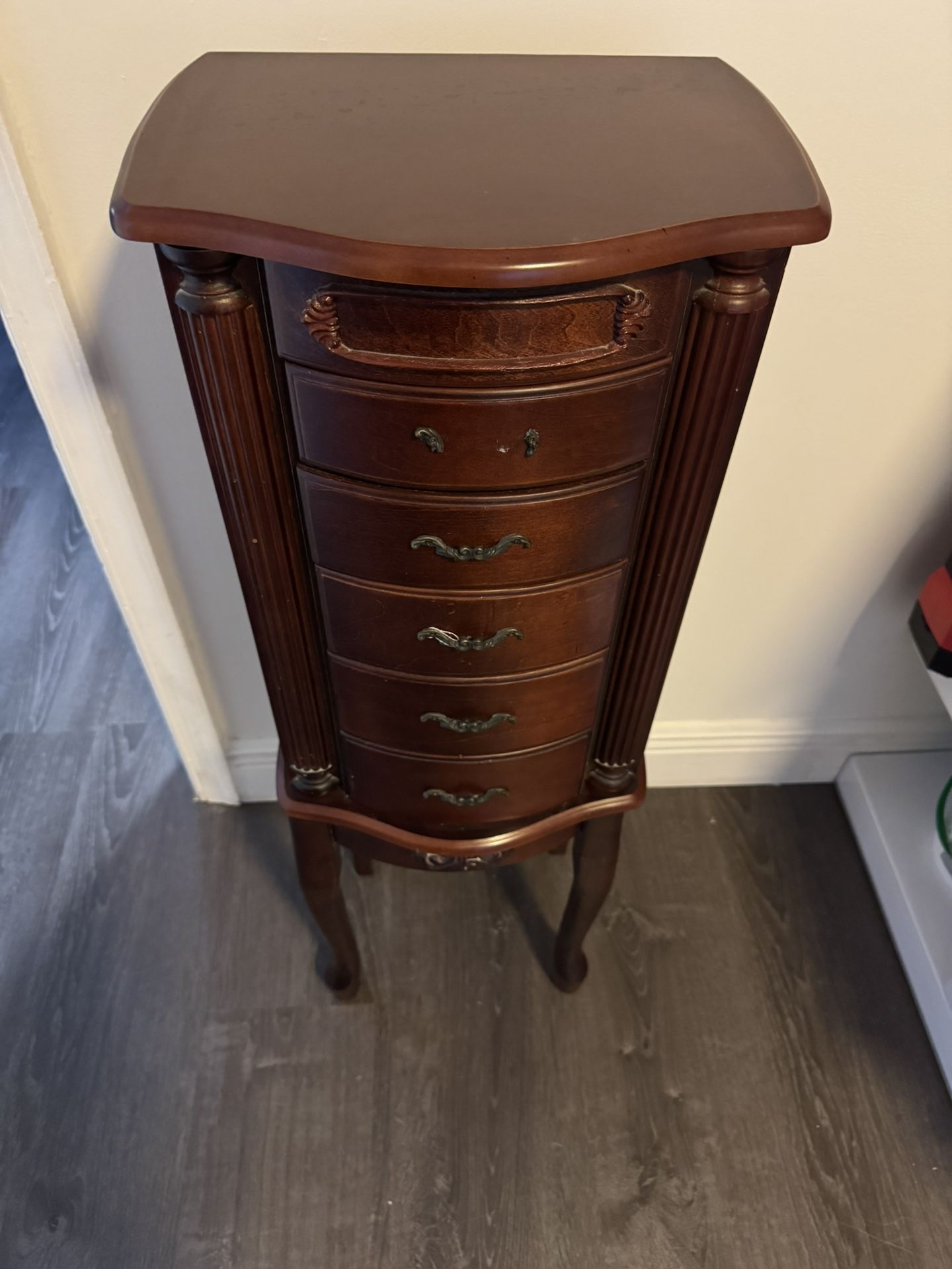 Tall Jewelry Standing Box