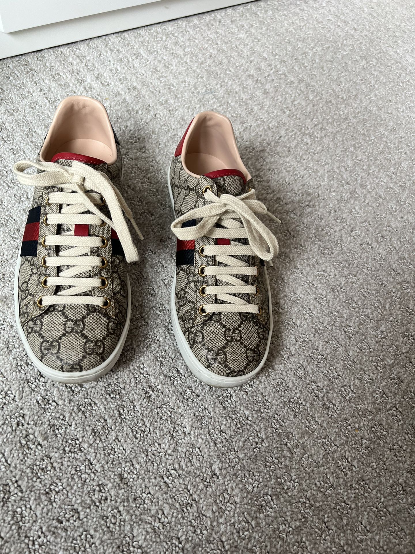 Gucci Sneakers Women’s Size 35, US 5