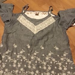 Nueva Blusita Delgadita 181/2 Plus Gris