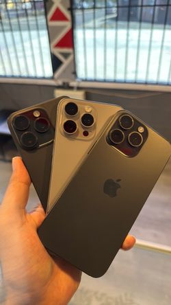 iPhone 15 Pro Max 256gb unlocked for any company