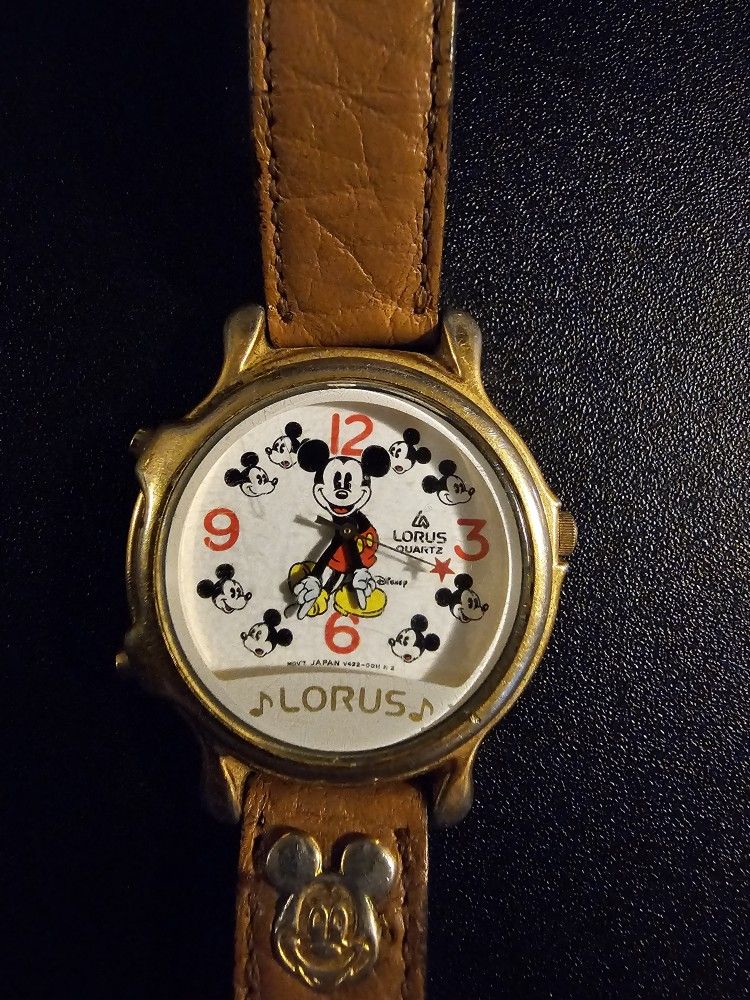 vintage mickey mouse watch