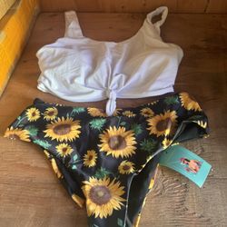 New 2-piece women bathing suit size medium 