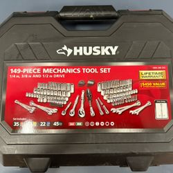 Husky 149-Piece Set