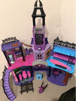 Monster high High school