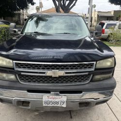 2006 Chevy Silverado  Cab And A Half 