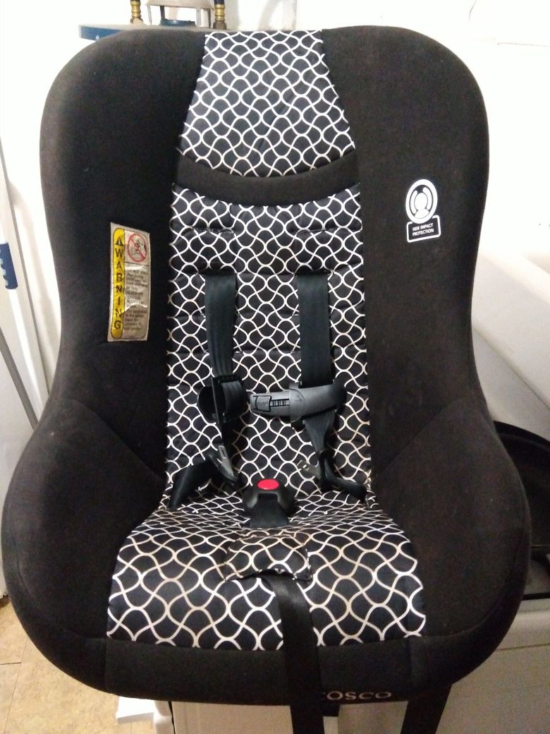 Costco brand new carseat good for another 8yrs