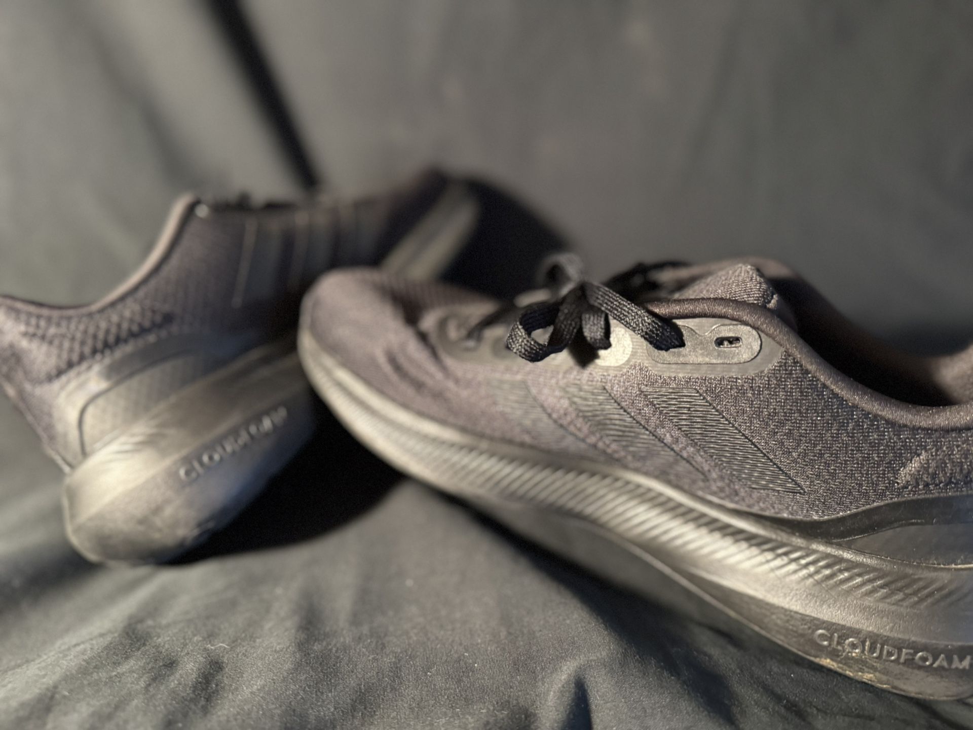 Mens Adidas Size 7.5