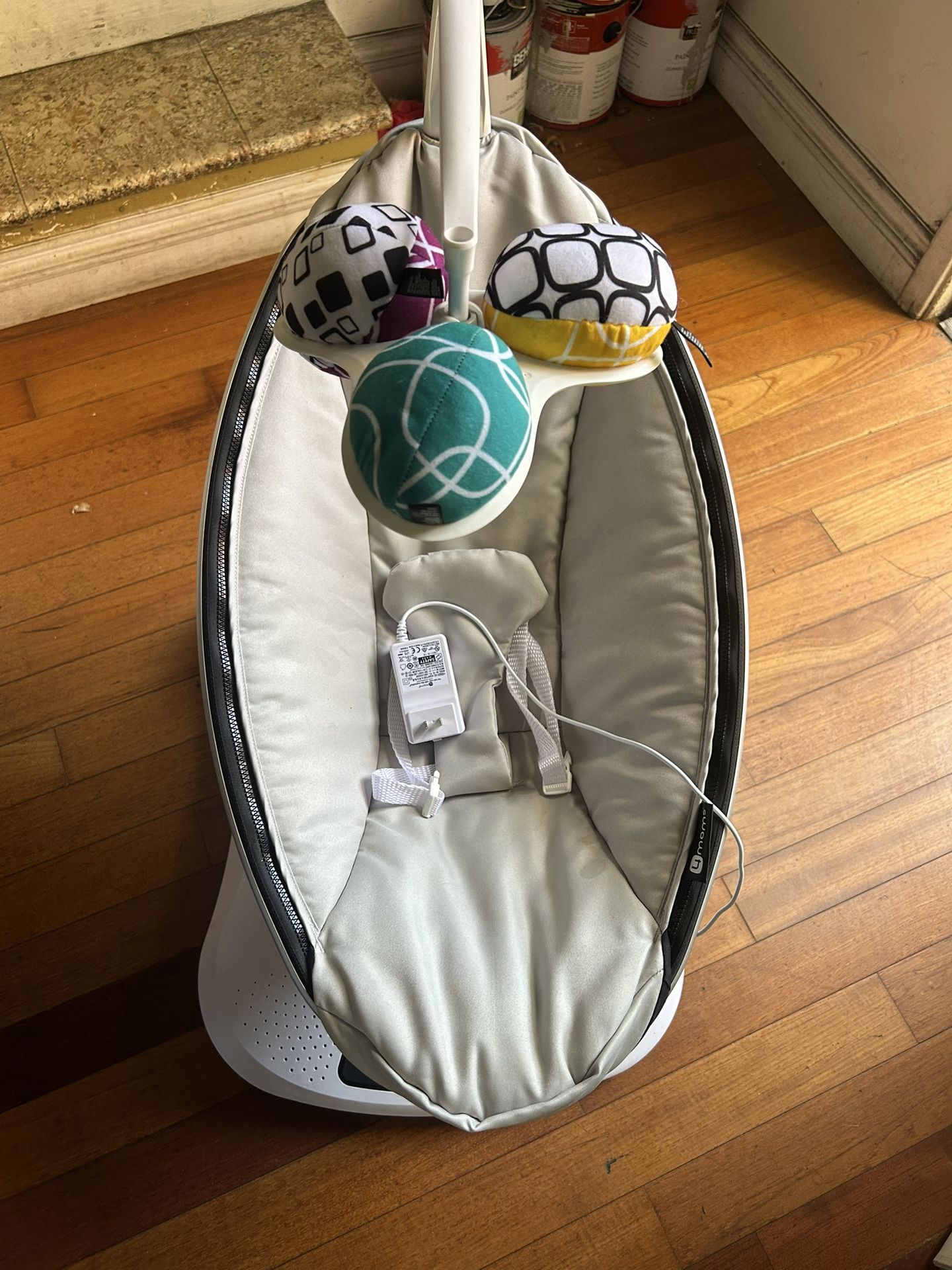 Mamaroo 4moms Baby Swing